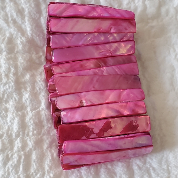 Pink Shell Bracelet Cuff - Picture 3 of 4